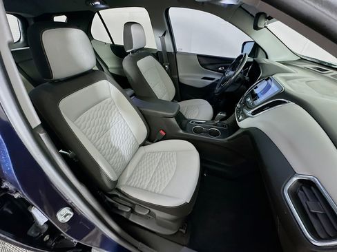 Used 2020 Chevrolet Equinox LT image 31