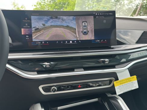 New 2026 BMW X6 xDrive40i w/ Climate Comfort Package image 22