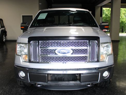 Used 2011 Ford F150 Lariat w/ Lariat Chrome Pkg RWD image 7