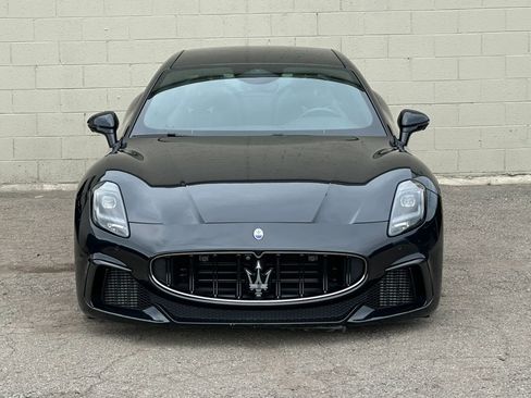 Used 2024 Maserati GranTurismo Trofeo AWD/4WD image 15