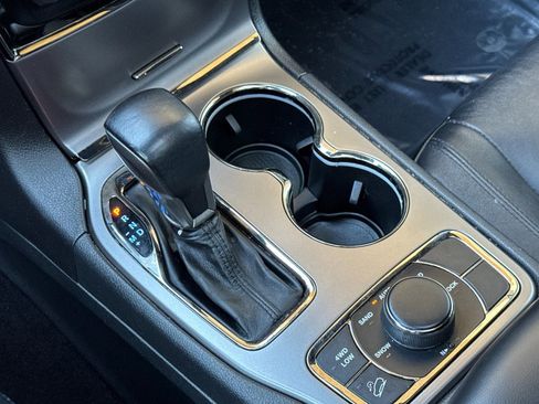 Used 2020 Jeep Grand Cherokee Limited X AWD/4WD image 23