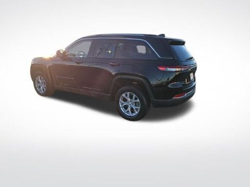 Used 2022 Jeep Grand Cherokee Limited image 5