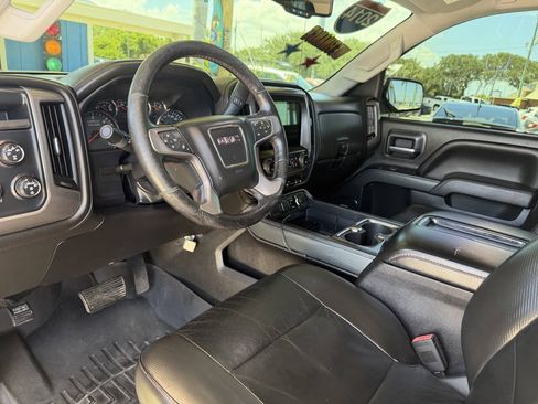 Used 2014 GMC Sierra 1500 SLT w/ All-Terrain Package AWD/4WD image 11