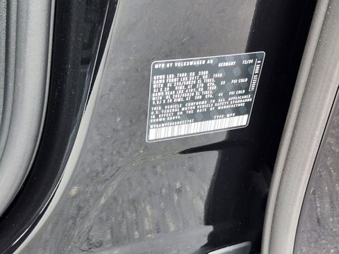 New 2025 Volkswagen ID. Buzz Pro S image 33