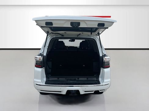 Used 2022 Toyota 4Runner Limited RWD image 26