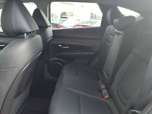 Used 2025 Hyundai Tucson SEL AWD/4WD image 16