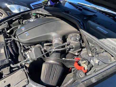 Used 2006 BMW M6 Coupe image 17