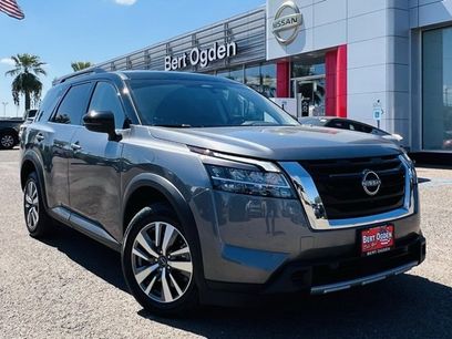 Certified 2023 Nissan Pathfinder SL