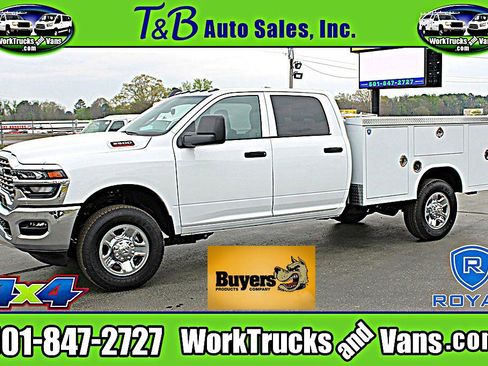 Used 2026 RAM 3500 Tradesman w/ Chrome Appearance Group A AWD/4WD image 1