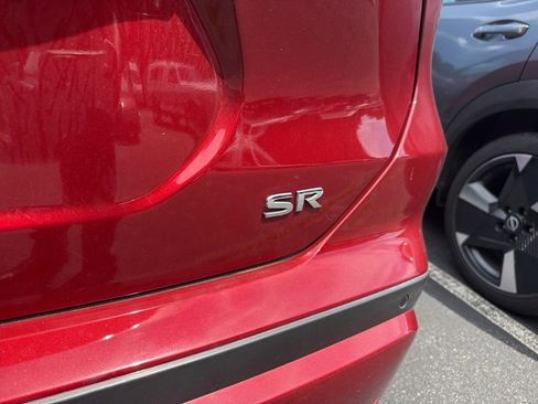 Used 2024 Nissan Kicks SR FWD image 3