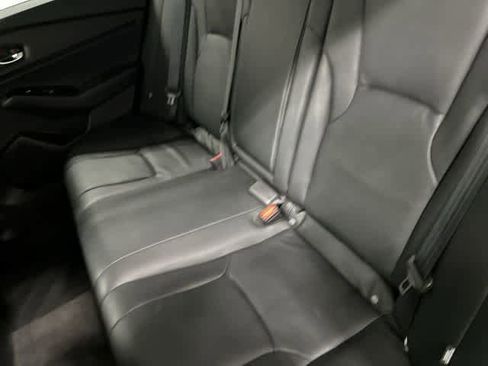 Used 2023 Honda Accord Touring image 11