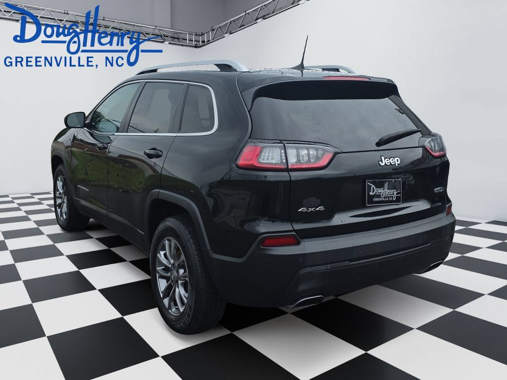 Used 2020 Jeep Cherokee Latitude Plus w/ Cold Weather Group AWD/4WD image 3
