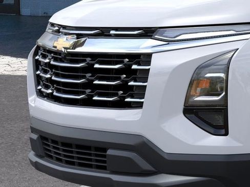 New 2026 Chevrolet Equinox LT FWD image 13