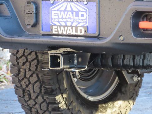 New 2026 Jeep Gladiator Mojave w/ Safety Group image 15