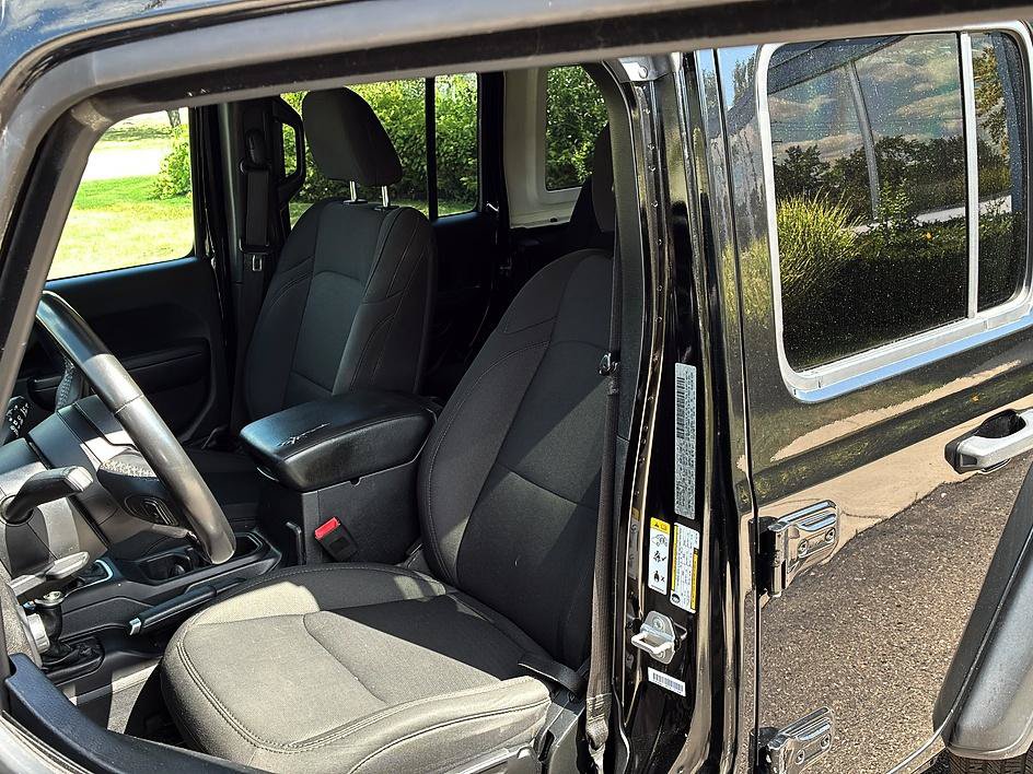Used 2020 Jeep Wrangler Unlimited Sport S AWD/4WD image 22