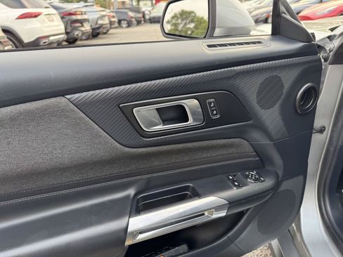 Used 2024 Ford Mustang Coupe RWD image 23