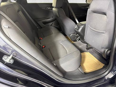Used 2023 Chevrolet Malibu LT FWD image 15