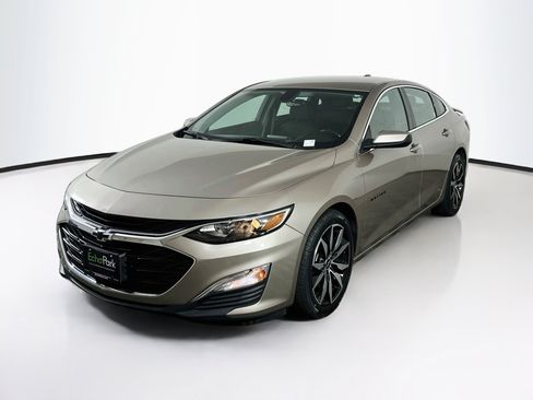 Used 2022 Chevrolet Malibu RS FWD image 3