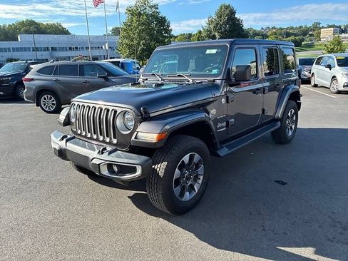 Used 2021 Jeep Wrangler Unlimited Sahara AWD/4WD image 17