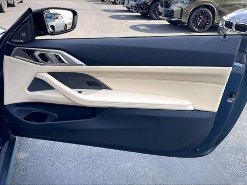 Used 2024 BMW M440i Coupe RWD image 25