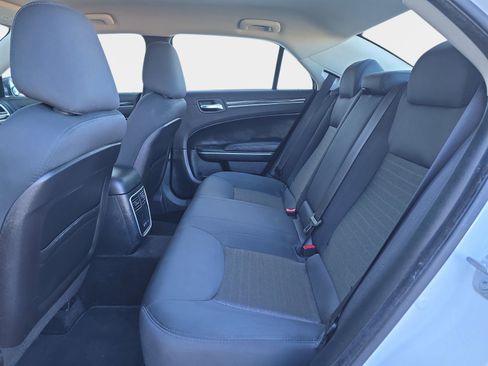 Used 2018 Chrysler 300 Touring w/ Sport Appearance Package image 16