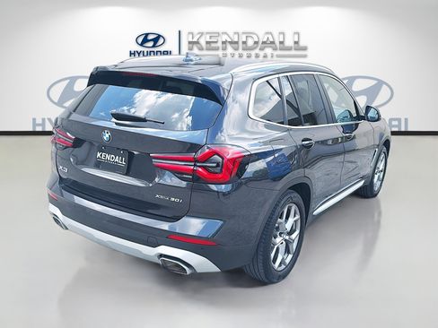 Used 2023 BMW X3 xDrive30i w/ Premium Package w/ZPA AWD/4WD image 6