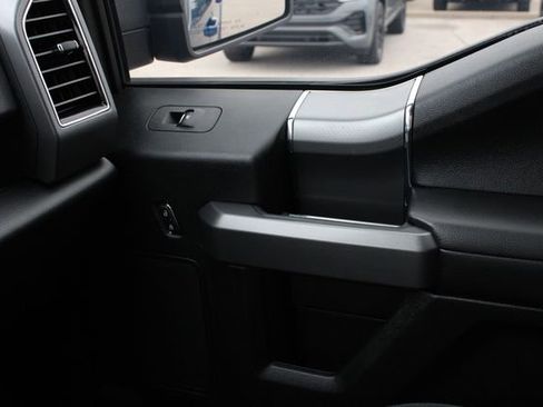 Used 2017 Ford F150 XLT w/ Equipment Group 302A Luxury AWD/4WD image 19