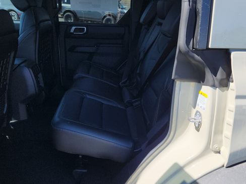 New 2026 Ford Bronco Badlands AWD/4WD image 26