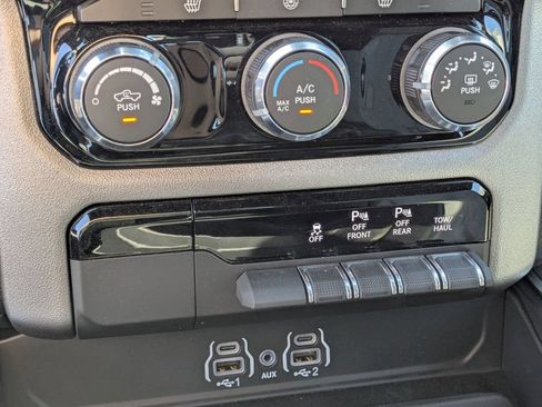 Used 2026 RAM 1500 Big Horn AWD/4WD image 20