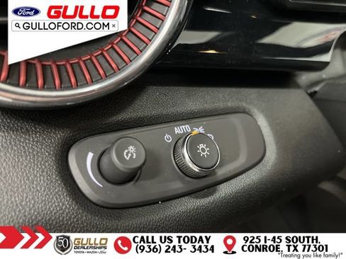 Used 2024 Chevrolet Trax RS w/ Sunroof Package FWD image 19