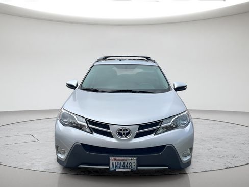 Used 2013 Toyota RAV4 XLE AWD/4WD image 8