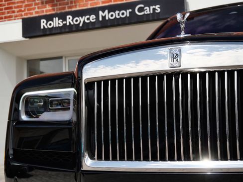 Used 2021 Rolls-Royce Cullinan AWD/4WD image 7