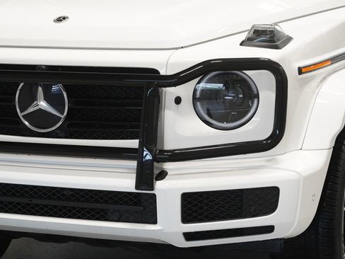Used 2022 Mercedes-Benz G 550 image 6