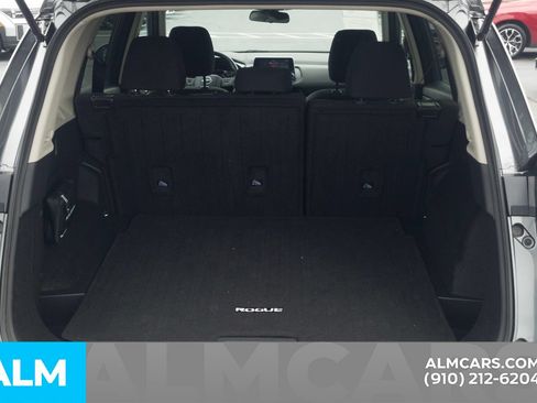 Used 2025 Nissan Rogue S AWD/4WD image 8