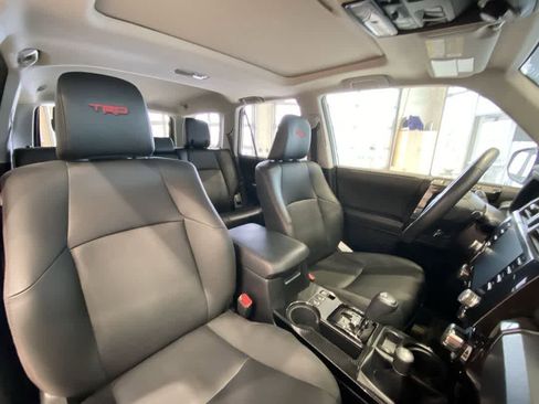 Used 2020 Toyota 4Runner Venture w/ Moonroof Package image 27