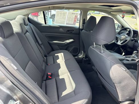 Certified 2025 Nissan Altima 2.5 SV w/ SV Premium Package FWD image 31