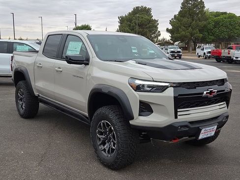 New 2026 Chevrolet Colorado ZR2 w/ Technology Package AWD/4WD image 5