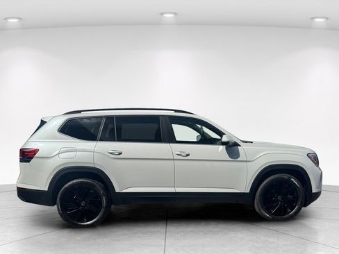 New 2026 Volkswagen Atlas SE AWD/4WD image 8