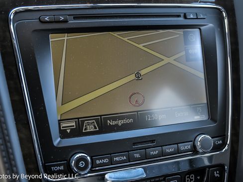 Used 2014 Bentley Flying Spur W12 image 37