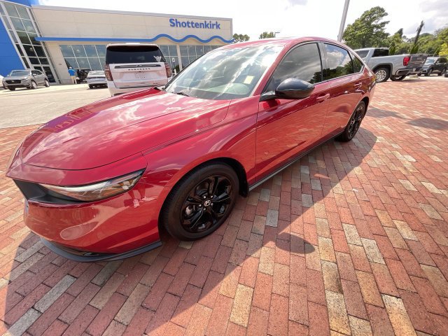 Certified 2025 Honda Accord SE image 27