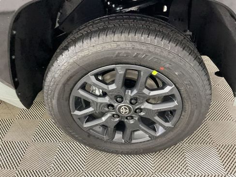 New 2026 Toyota Tundra Platinum image 10