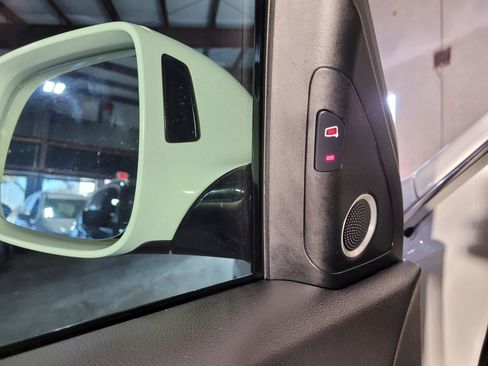 Used 2016 Audi Q5 2.0T Premium Plus w/ Technology Package image 18