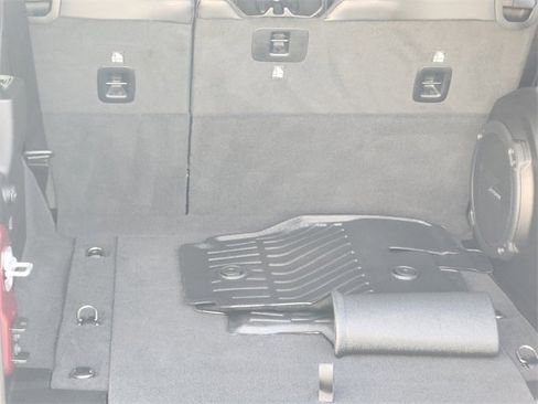 Used 2022 Jeep Wrangler Unlimited Sahara w/ Cold Weather Group image 29