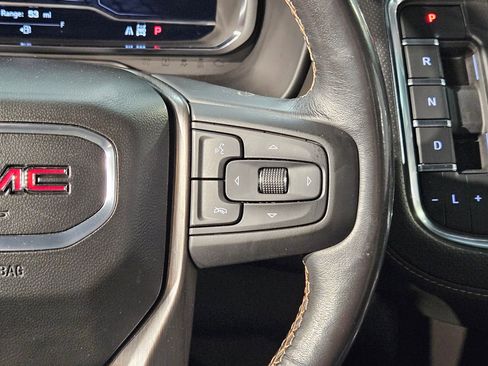 Used 2022 GMC Yukon AT4 AWD/4WD image 30