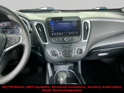 Used 2021 Chevrolet Malibu LT FWD image 9