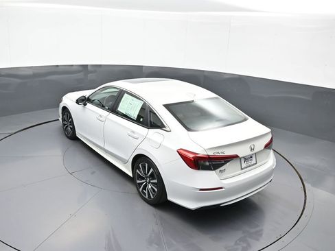 Used 2024 Honda Civic EX image 40