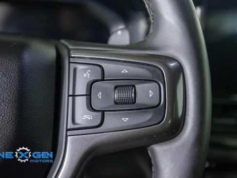 Used 2025 Chevrolet Silverado 1500 ZR2 w/ Technology Package AWD/4WD image 15