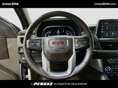 Used 2023 GMC Yukon SLT w/ SLT Premium Package AWD/4WD image 13