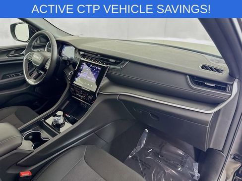 New 2025 Jeep Grand Cherokee L Laredo w/ Luxury Tech Group I AWD/4WD image 28