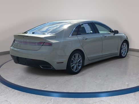 Used 2016 Lincoln MKZ w/ Equipment Group 200A Select FWD image 5